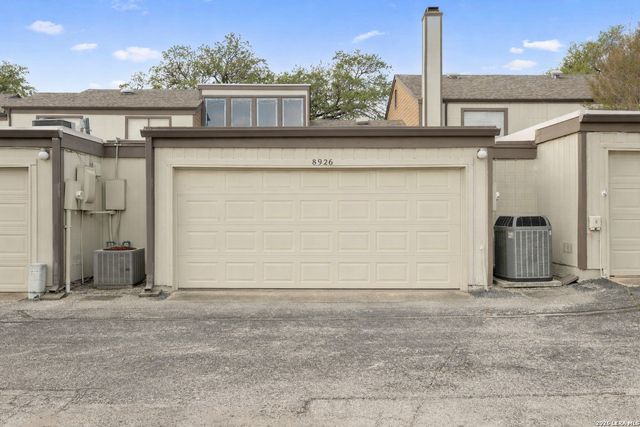 8926 Wexford St, San Antonio, TX 78217