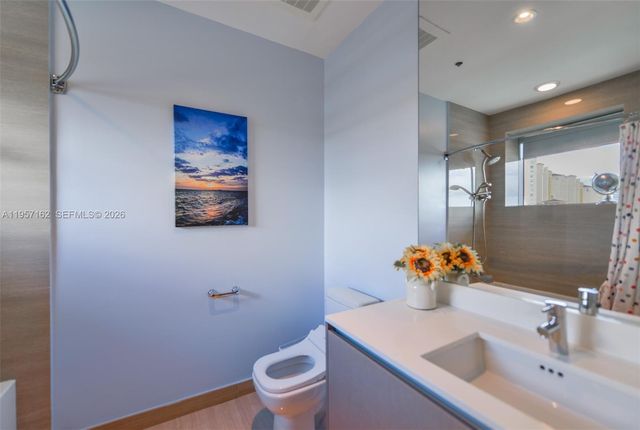 3250 NE 188th St 404, Aventura, FL 33180