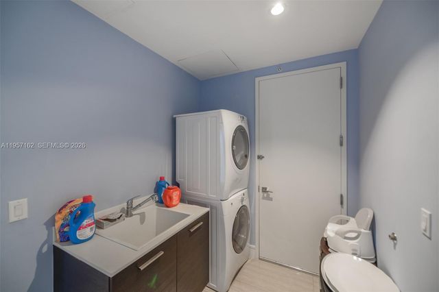 3250 NE 188th St 404, Aventura, FL 33180