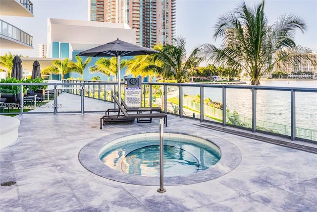 3250 NE 188th St 404, Aventura, FL 33180