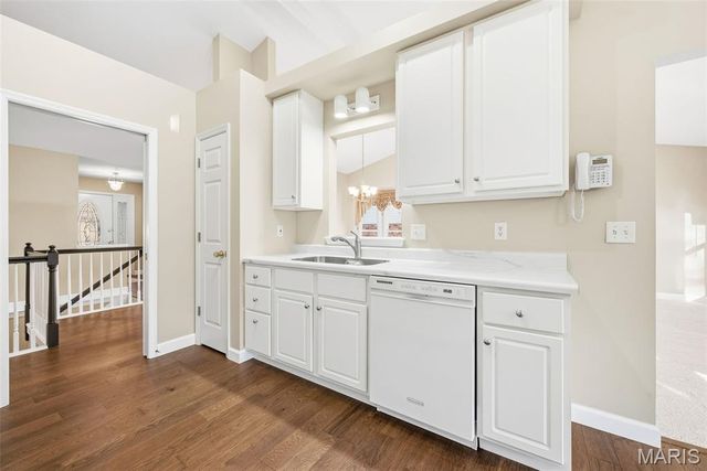 24 Summit Pointe Court 4A, St Charles, MO 63301