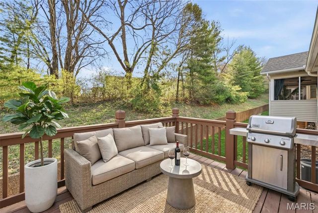 24 Summit Pointe Court 4A, St Charles, MO 63301