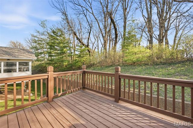 24 Summit Pointe Court 4A, St Charles, MO 63301