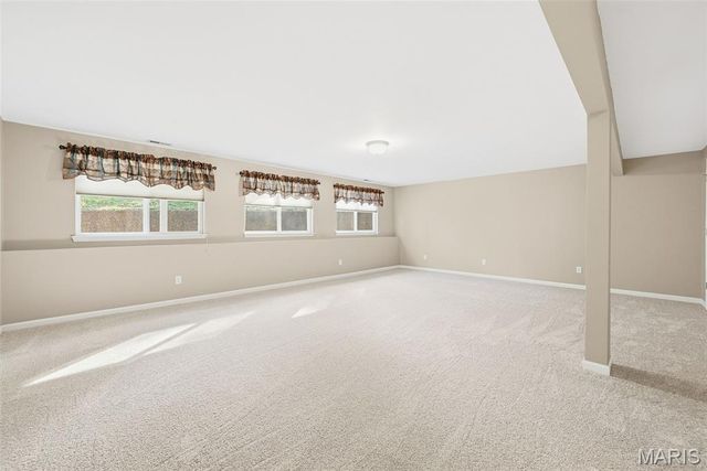 24 Summit Pointe Court 4A, St Charles, MO 63301