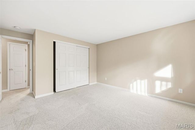 24 Summit Pointe Court 4A, St Charles, MO 63301