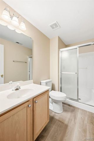 24 Summit Pointe Court 4A, St Charles, MO 63301