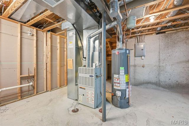 24 Summit Pointe Court 4A, St Charles, MO 63301