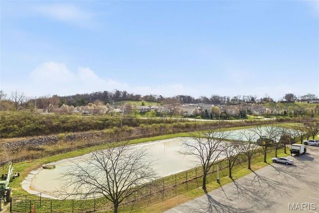 24 Summit Pointe Court 4A, St Charles, MO 63301