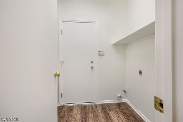 2568 Golden Bay Court, Henderson, NV 89052