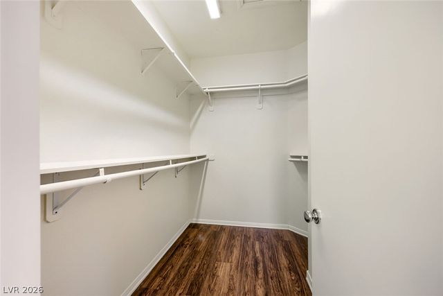 2568 Golden Bay Court, Henderson, NV 89052