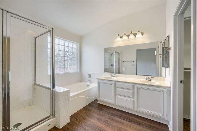 2568 Golden Bay Court, Henderson, NV 89052