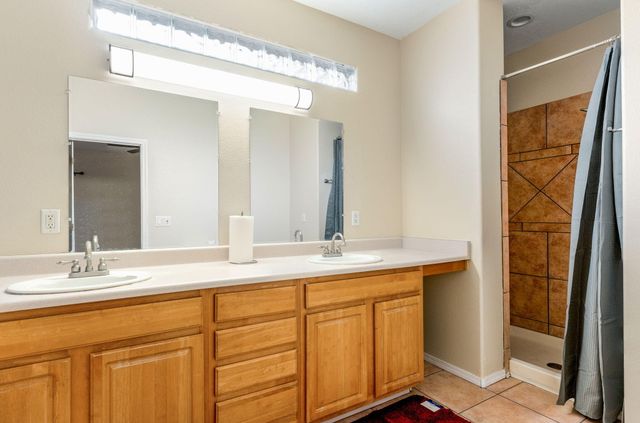 1221 Paisano Street NE, Albuquerque, NM 87112