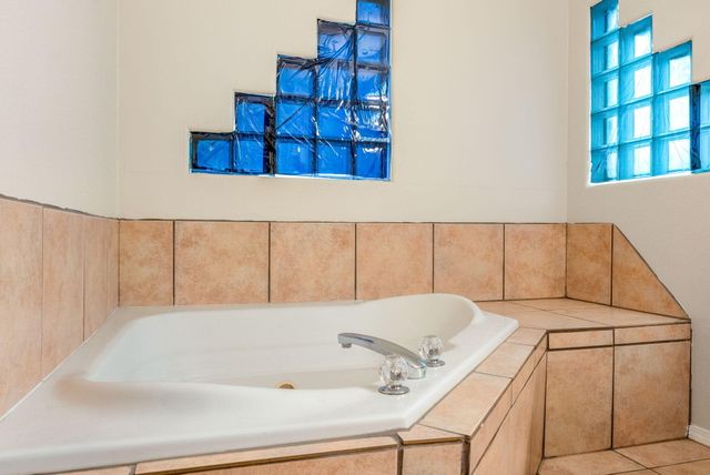 1221 Paisano Street NE, Albuquerque, NM 87112