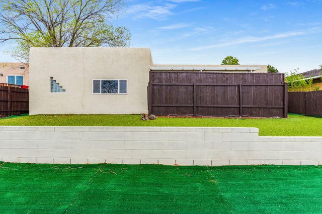 1221 Paisano Street NE, Albuquerque, NM 87112