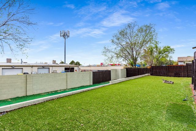 1221 Paisano Street NE, Albuquerque, NM 87112