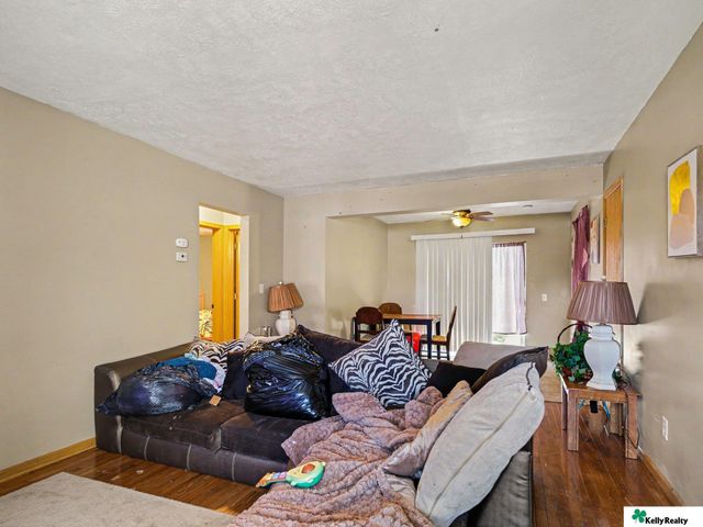 6860 N 31st Avenue, Omaha, NE 68112