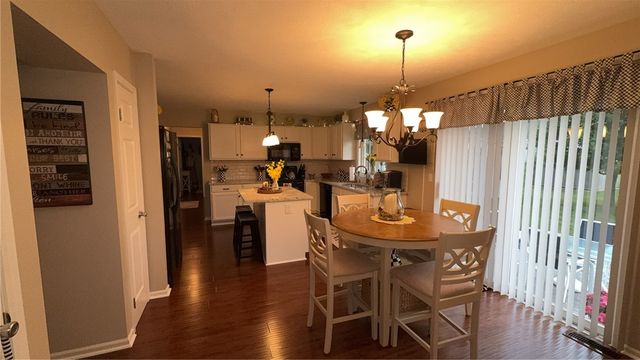 39 Carrie Marie Lane, Parma, NY 14468