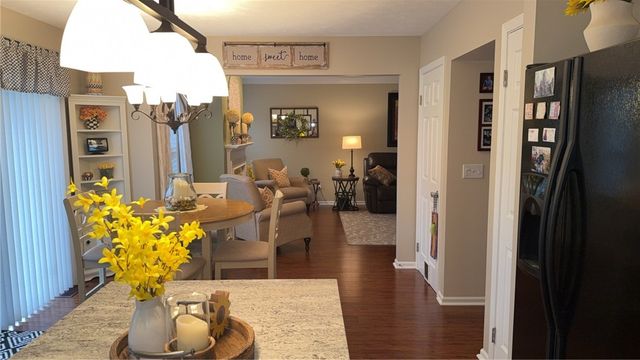 39 Carrie Marie Lane, Parma, NY 14468