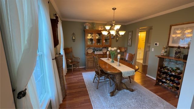 39 Carrie Marie Lane, Parma, NY 14468
