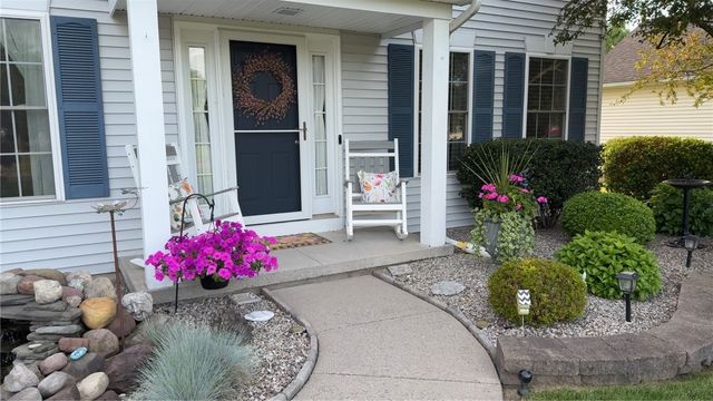 39 Carrie Marie Lane, Parma, NY 14468