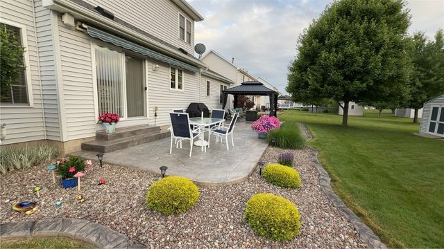 39 Carrie Marie Lane, Parma, NY 14468