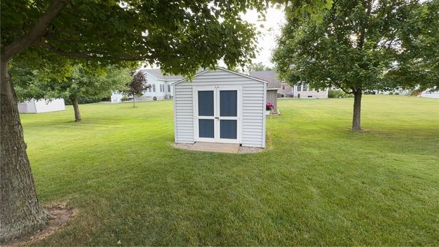 39 Carrie Marie Lane, Parma, NY 14468