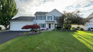 39 Carrie Marie Lane, Parma, NY 14468