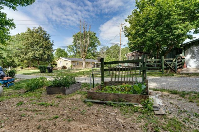 15926 Poole Road, Sale Creek, TN 37373