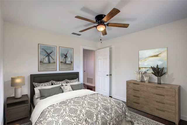 946 Jefferson Street E, Sulphur Springs, TX 75482