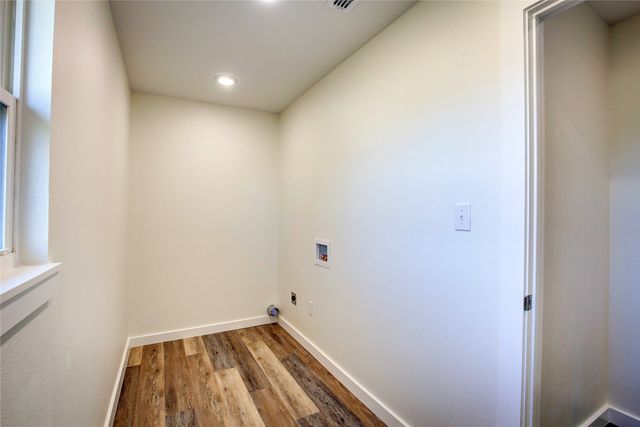 946 Jefferson Street E, Sulphur Springs, TX 75482