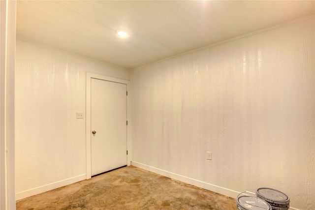 946 Jefferson Street E, Sulphur Springs, TX 75482