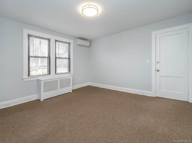 34 Forest Ave Ste 2 3, Glen Cove, NY 11542