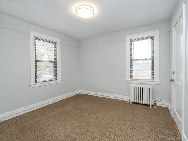 34 Forest Ave Ste 2 3, Glen Cove, NY 11542