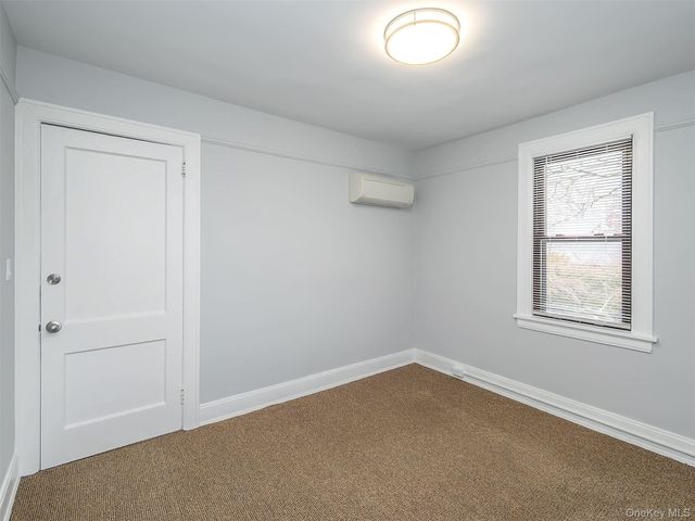 34 Forest Ave Ste 2 3, Glen Cove, NY 11542
