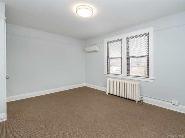 34 Forest Ave Ste 2 3, Glen Cove, NY 11542