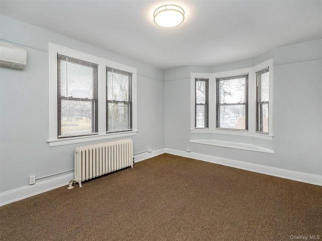 34 Forest Ave Ste 2 3, Glen Cove, NY 11542