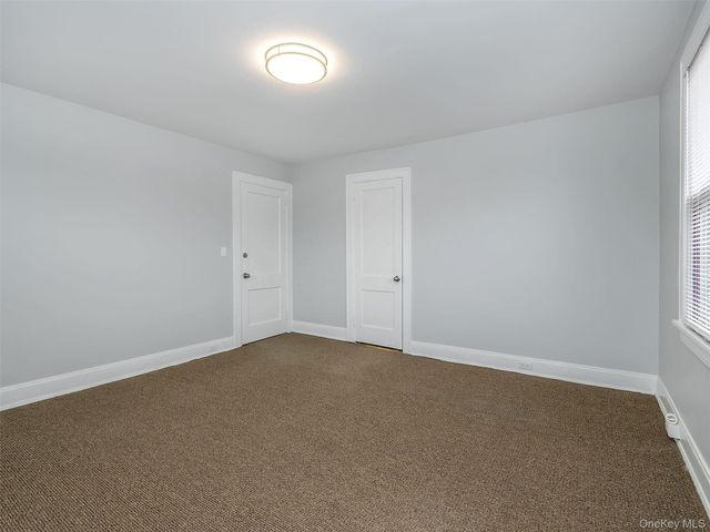 34 Forest Ave Ste 2 3, Glen Cove, NY 11542