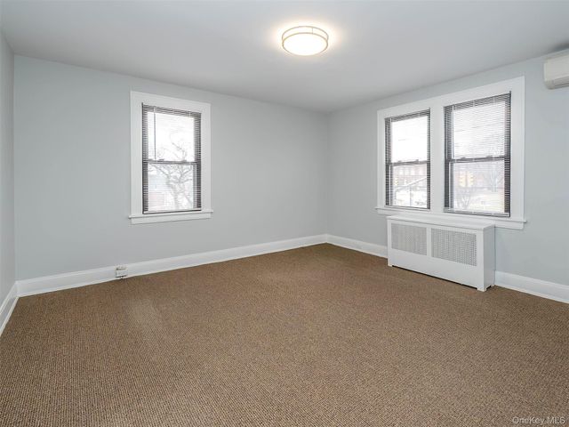 34 Forest Ave Ste 2 3, Glen Cove, NY 11542