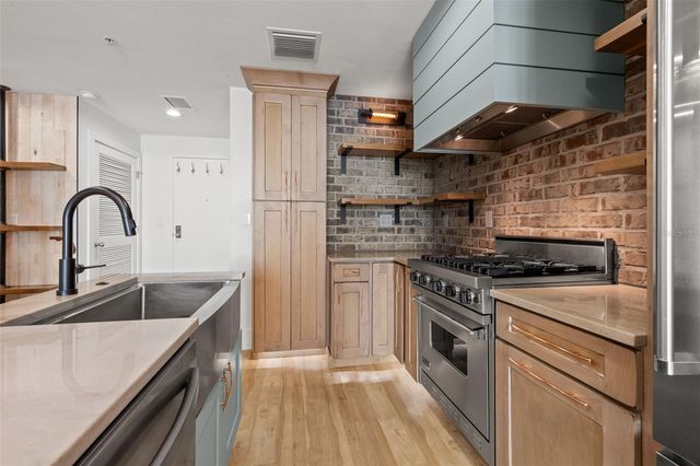 1208 E KENNEDY BOULEVARD 520, Tampa, FL 33602