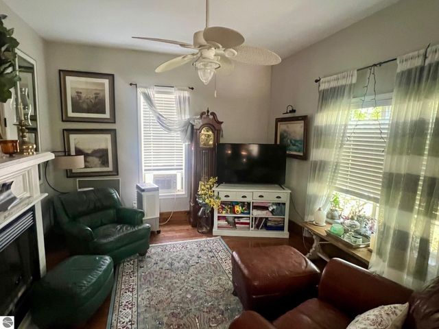 200 W Franklin Street, East Tawas, MI 48730