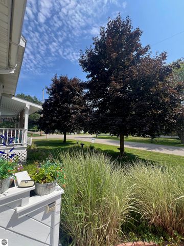 200 W Franklin Street, East Tawas, MI 48730