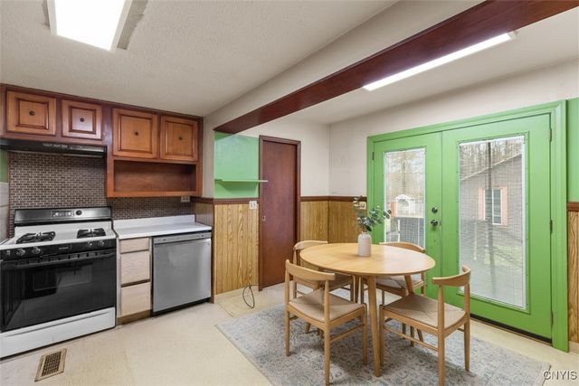 503 Millbrook Road, Rome, NY 13440