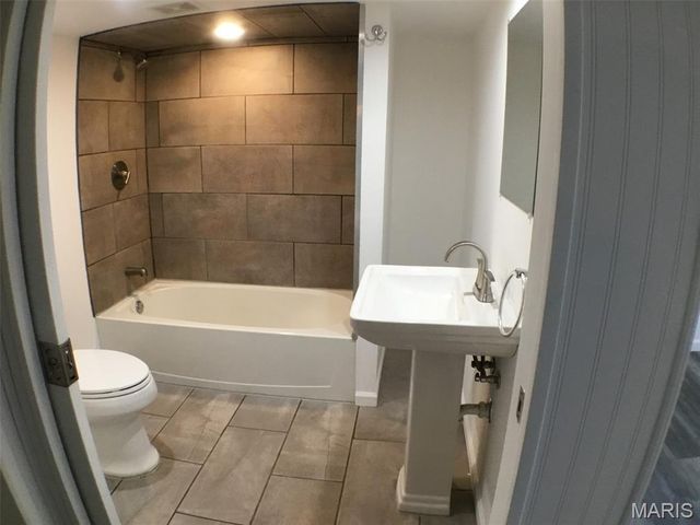 4120 Loughborough Avenue, St Louis, MO 63116