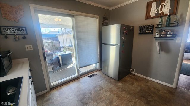 237 7th Street NW, New Philadelphia, OH 44663