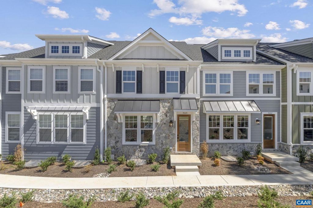 37 LINDLEY PL, Charlottesville, VA 22901