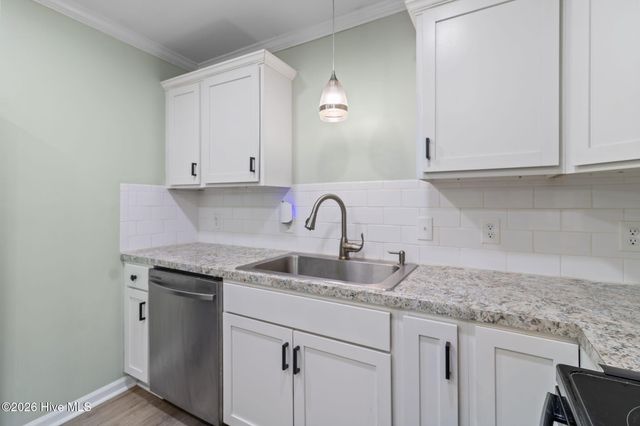 155 Freshwater Drive, Hubert, NC 28539