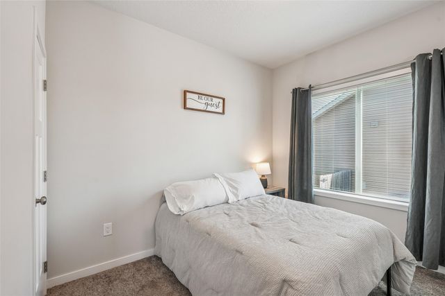 426 1st Street NW, Bondurant, IA 50035