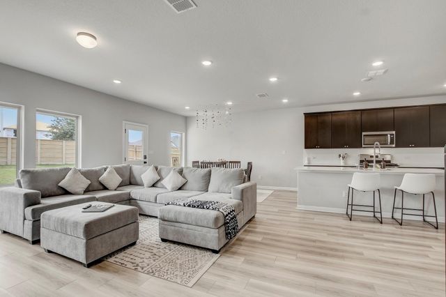 13117 Alamito Creek TRL, Manor, TX 78653