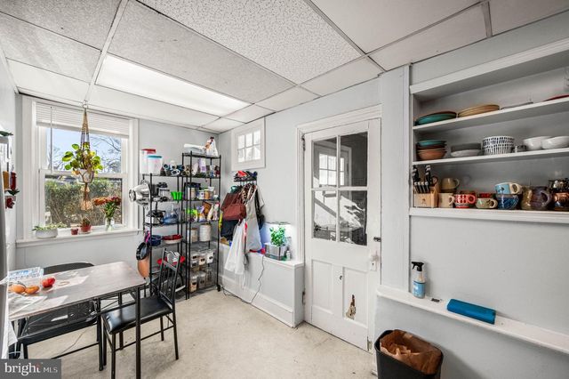 106 N VALLEY RD, Paoli, PA 19301