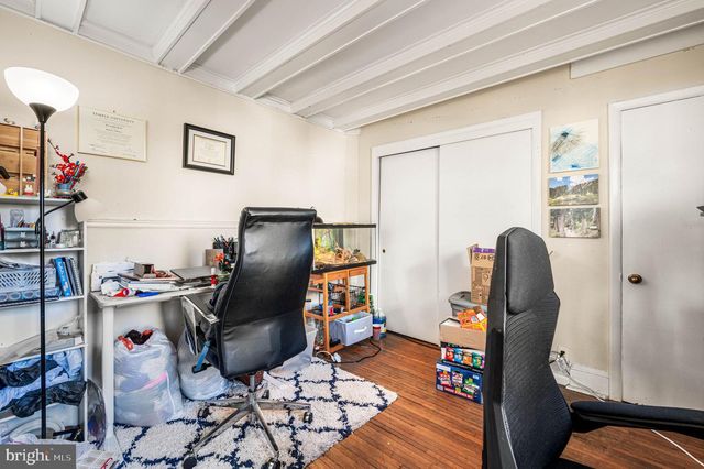 106 N VALLEY RD, Paoli, PA 19301